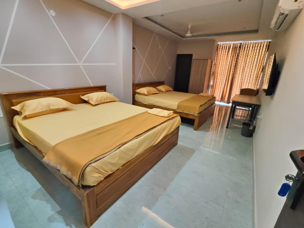 Sri Abirami Mahal Otel Tiruvannāmalai Dış mekan fotoğraf