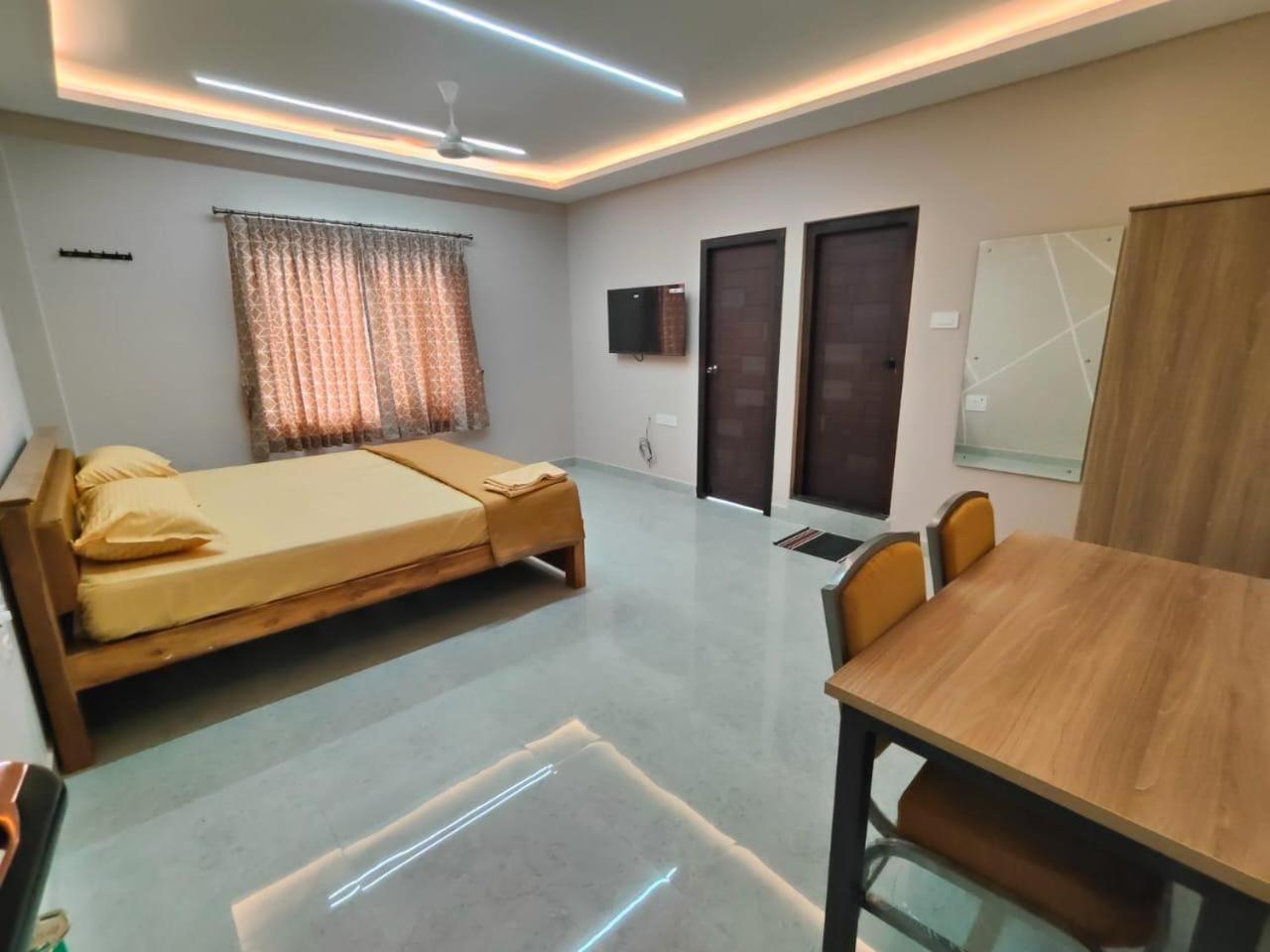 Sri Abirami Mahal Otel Tiruvannāmalai Dış mekan fotoğraf